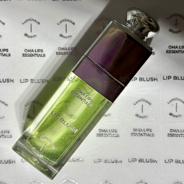 Lip blush